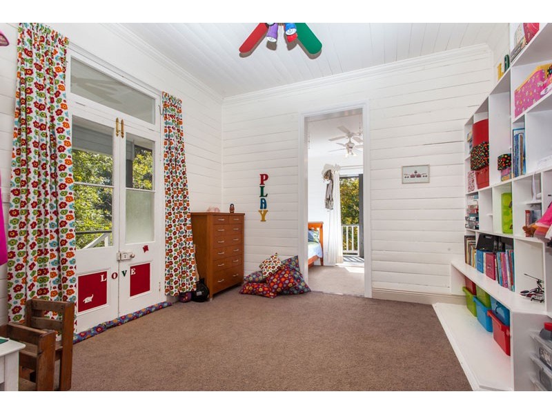 82 Tooheys Mill Road, Fernleigh NSW 2479