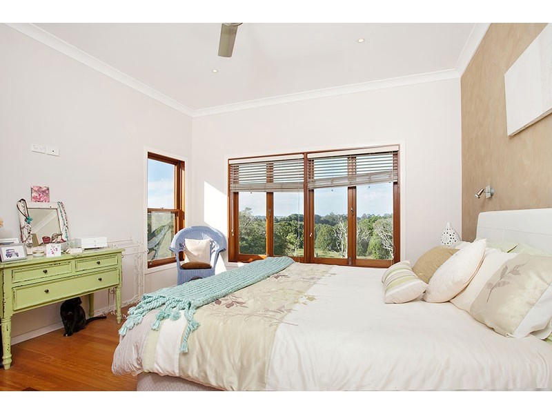 # 11 Lizray Road, Federal NSW 2480