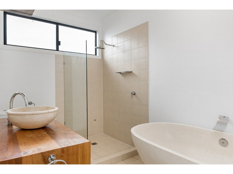 21 Blackwood Crescent, Bangalow NSW 2479