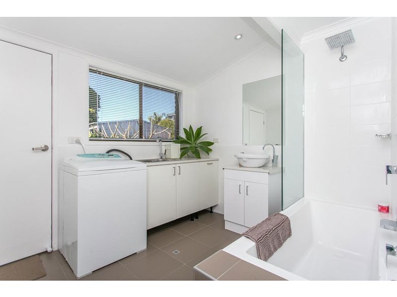 5 Palm Tree Crescent, Bangalow NSW 2479