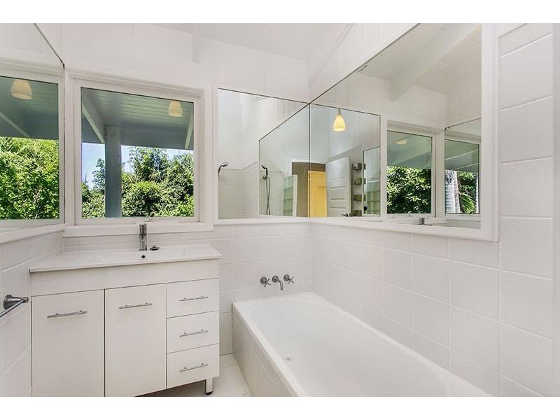 34 Bayview Drive, Goonengerry NSW 2482