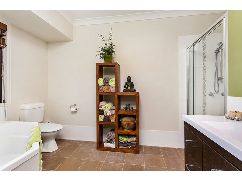 27 Blackwood Crescent, Bangalow NSW 2479