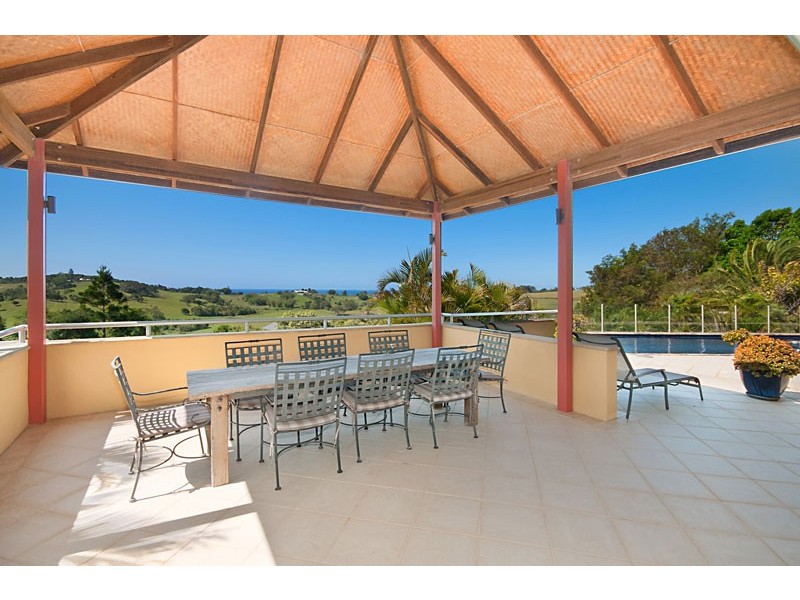 10 Wood Crescent, Coopers Shoot NSW 2479