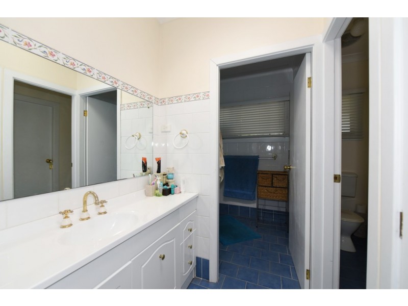 1 Fairway Drive, Sanctuary Point NSW 2540