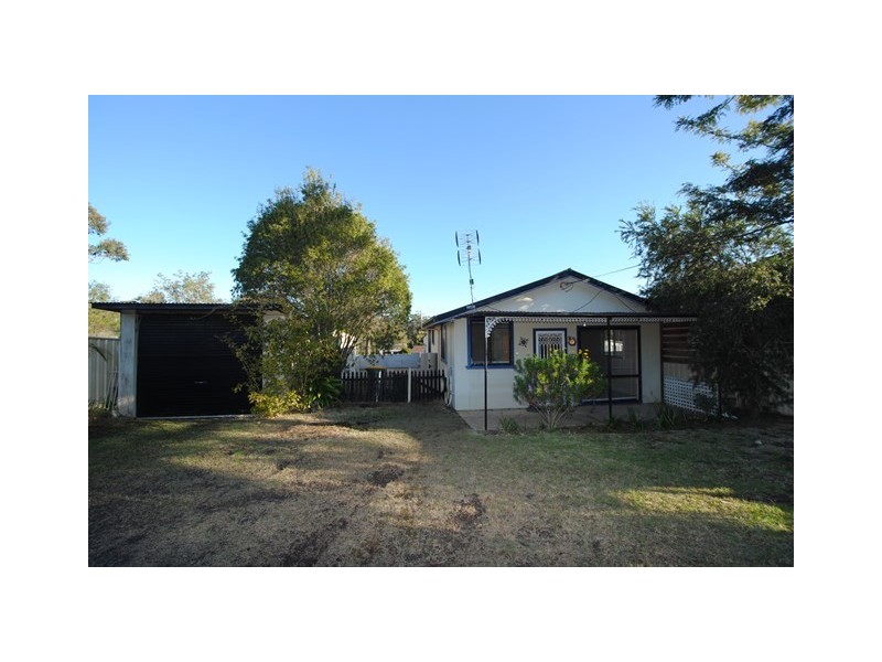 4 Dorothy Avenue, Basin View NSW 2540