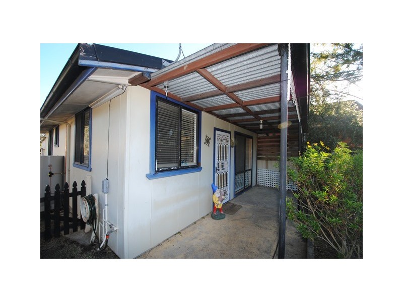 4 Dorothy Avenue, Basin View NSW 2540