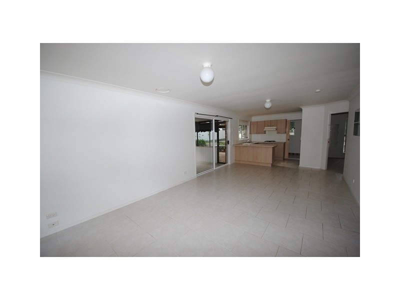 6 Moroney Avenue, St Georges Basin NSW 2540