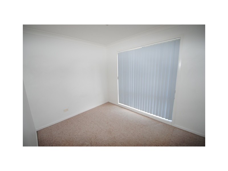 6 Moroney Avenue, St Georges Basin NSW 2540