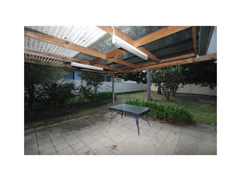6 Moroney Avenue, St Georges Basin NSW 2540