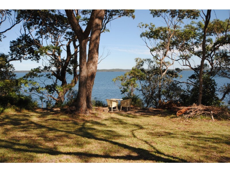 10 Greville Avenue, Sanctuary Point NSW 2540