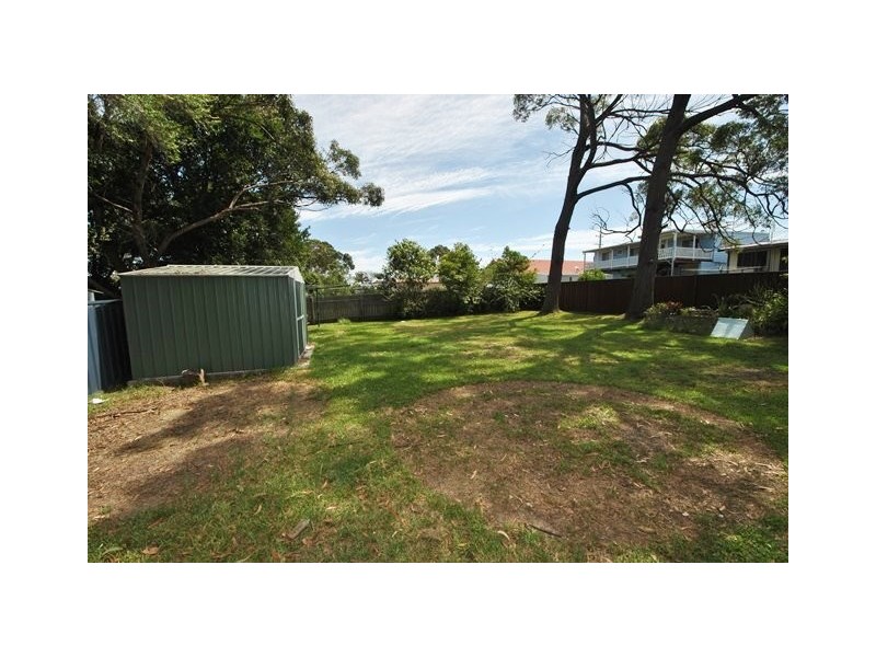 37 Kingsford Smith Crescent, Sanctuary Point NSW 2540