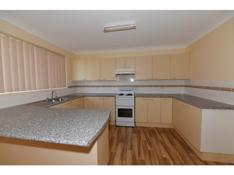 24 Truscott Avenue, Sanctuary Point NSW 2540