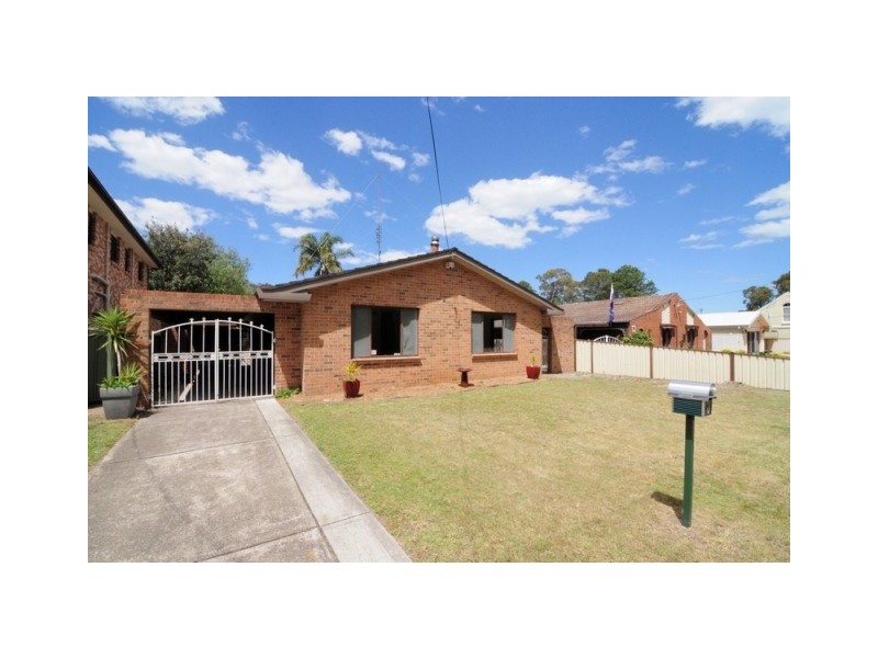 12 Woden Street, Vincentia NSW 2540