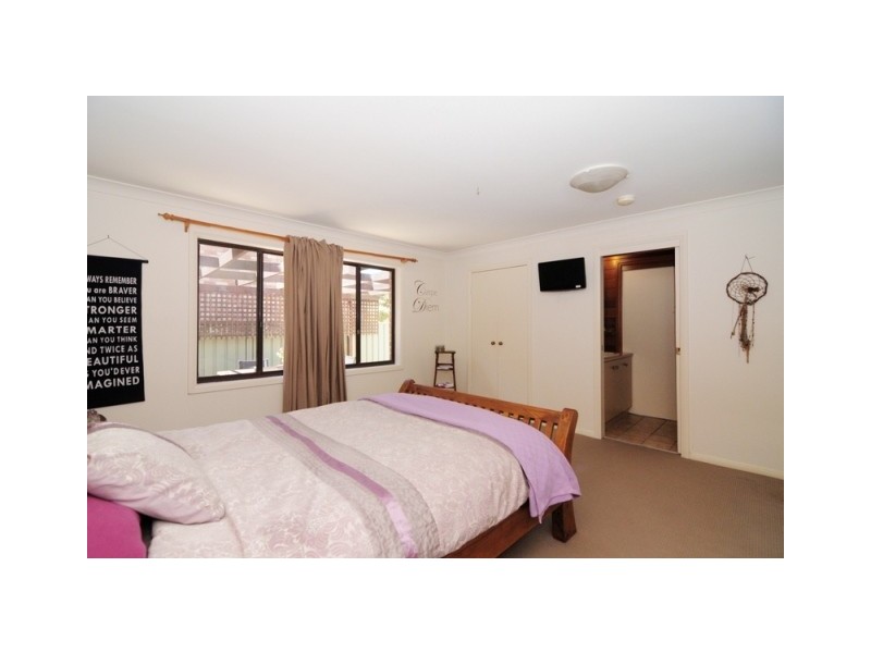 12 Woden Street, Vincentia NSW 2540