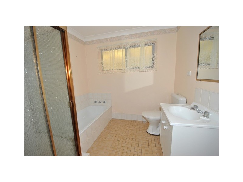 22 Winn Avenue, Basin View NSW 2540