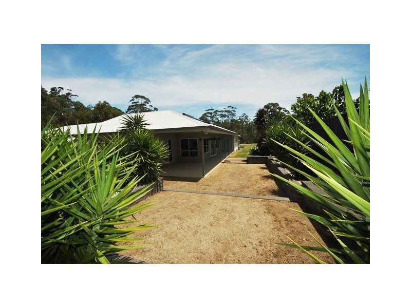 16 Park Road, St Georges Basin NSW 2540