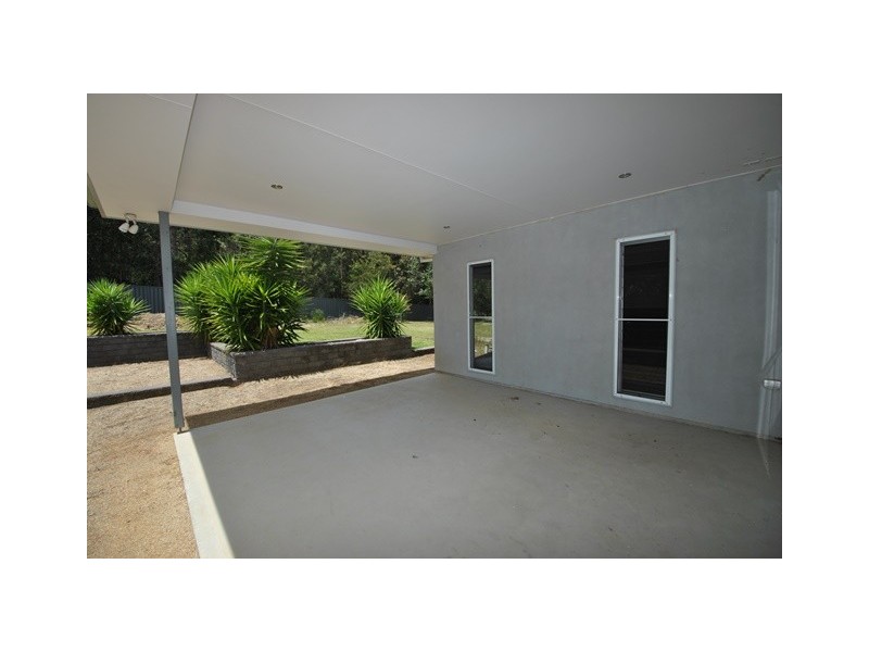 16 Park Road, St Georges Basin NSW 2540