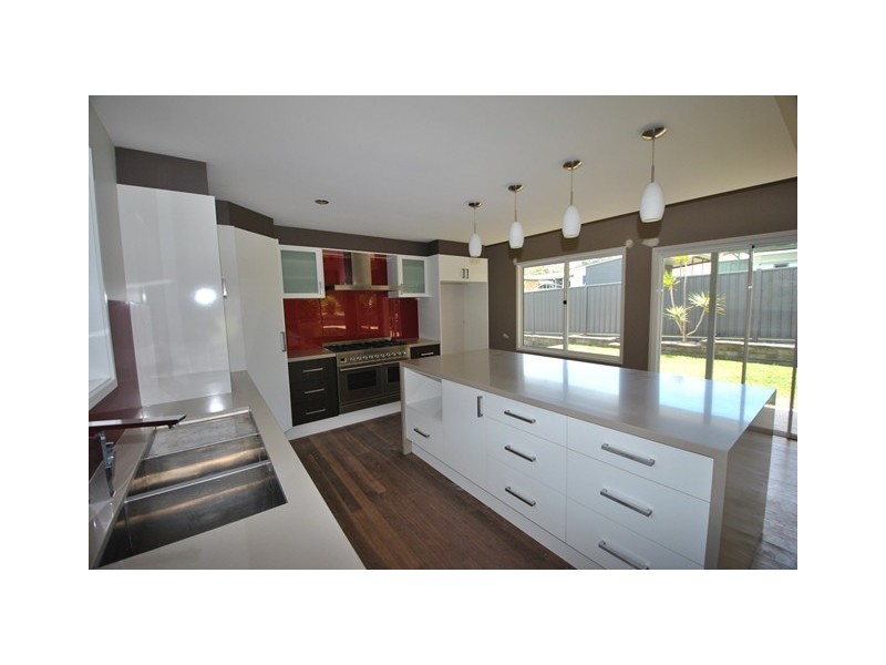 16 Park Road, St Georges Basin NSW 2540