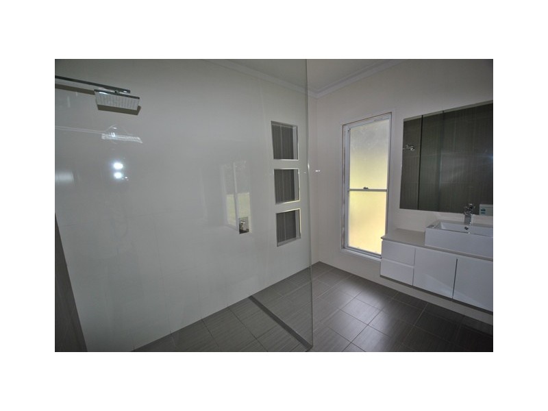 16 Park Road, St Georges Basin NSW 2540