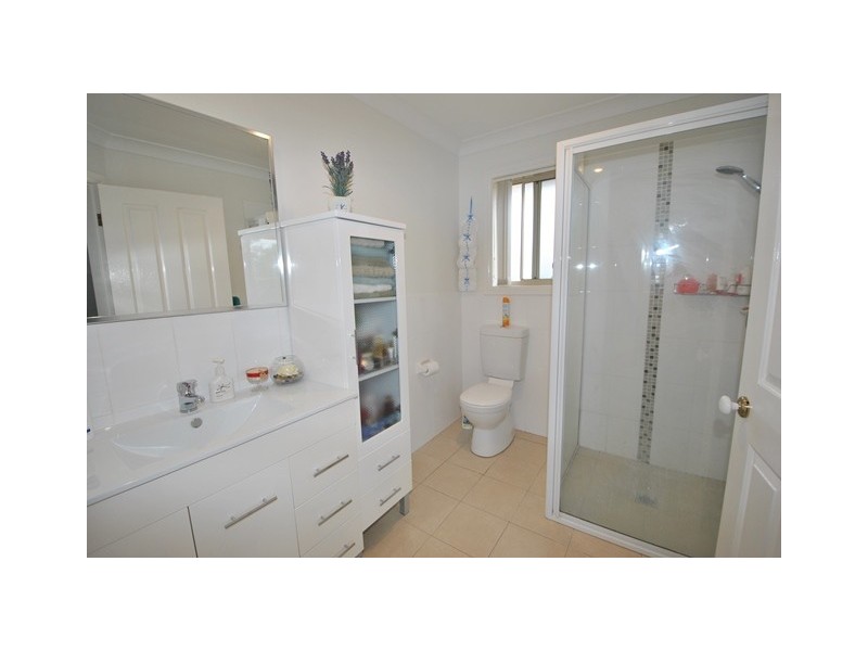 25 Capeland Avenue, Sanctuary Point NSW 2540