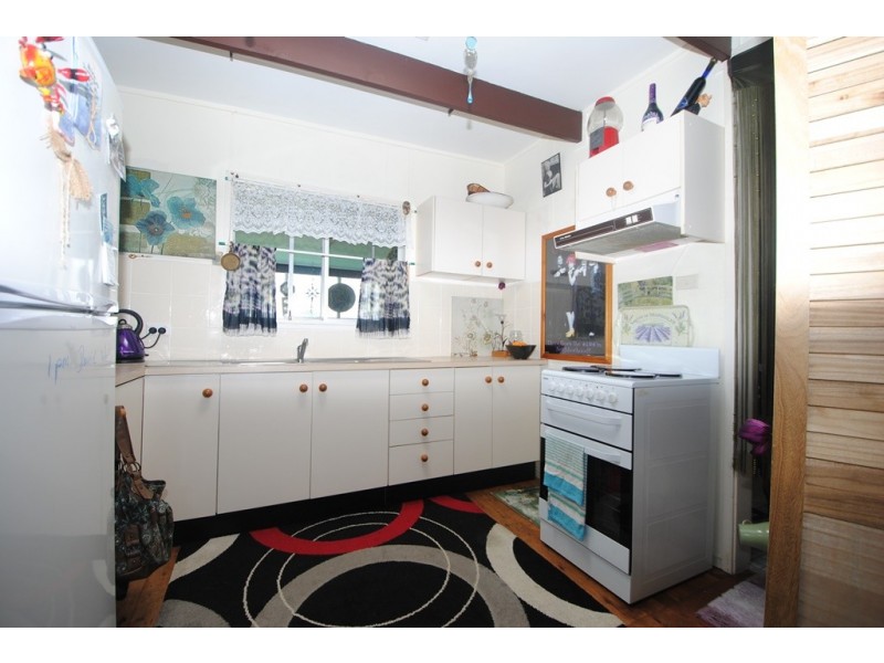 11 Pelican Street, Sanctuary Point NSW 2540
