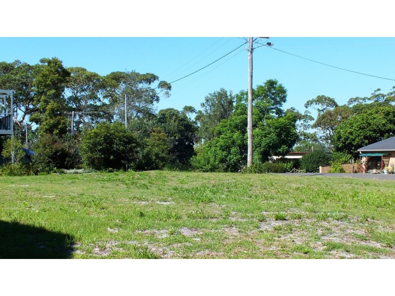 82 Greville Avenue, Sanctuary Point NSW 2540