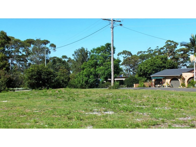 82 Greville Avenue, Sanctuary Point NSW 2540