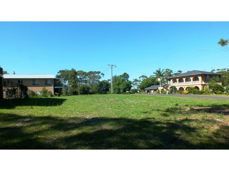 82 Greville Avenue, Sanctuary Point NSW 2540