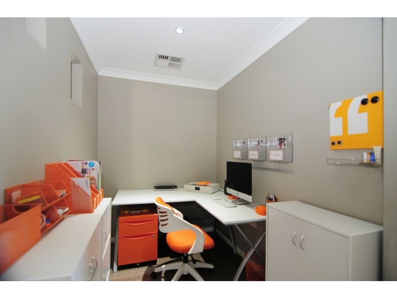 17 Paino Crescent, Sanctuary Point NSW 2540