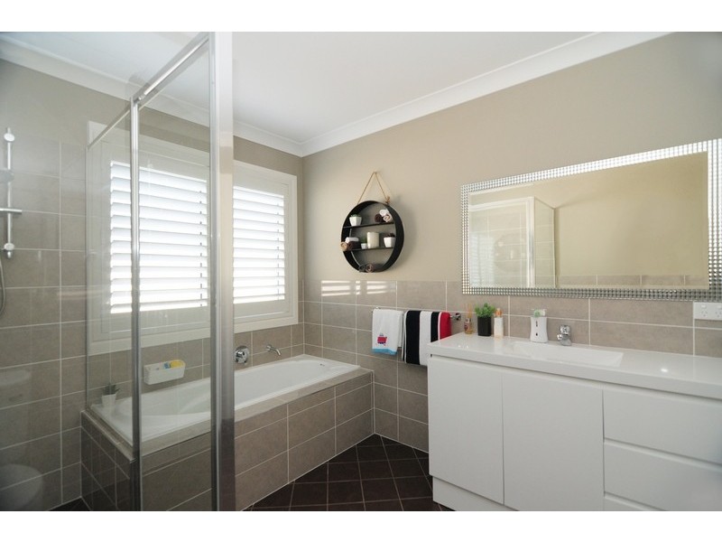 17 Paino Crescent, Sanctuary Point NSW 2540