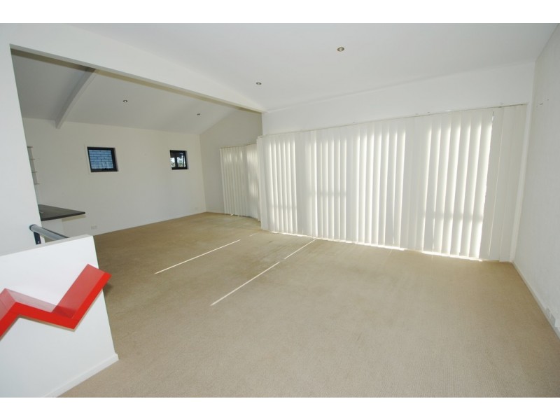 2/223 Elizabeth Drive, Vincentia NSW 2540