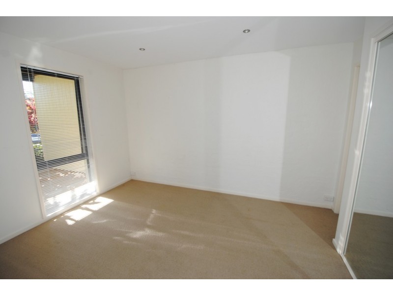 2/223 Elizabeth Drive, Vincentia NSW 2540