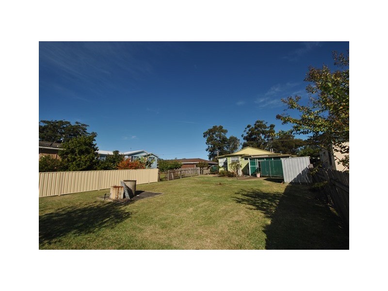 1 The Wool Road, Vincentia NSW 2540