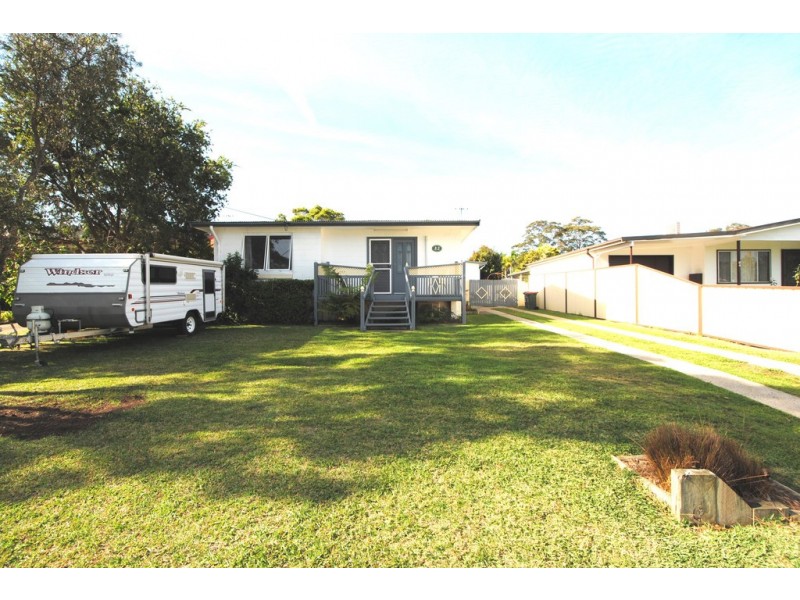 82 MaCleans Point Road, Sanctuary Point NSW 2540