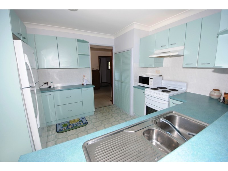 11 John Street, Basin View NSW 2540