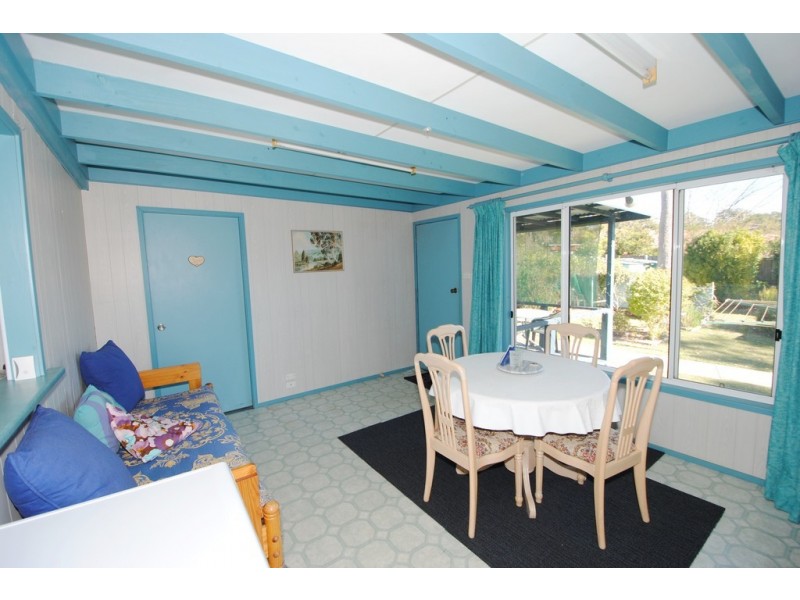 11 John Street, Basin View NSW 2540