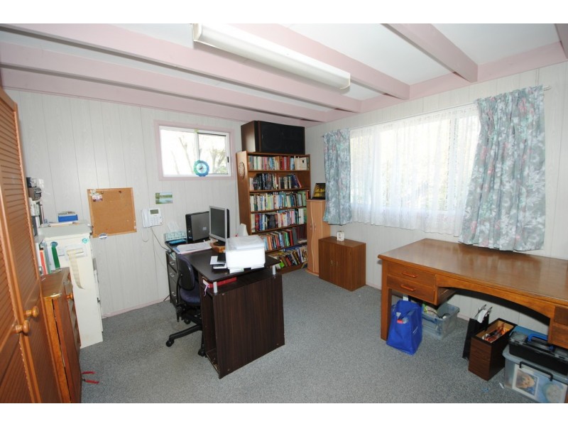 11 John Street, Basin View NSW 2540