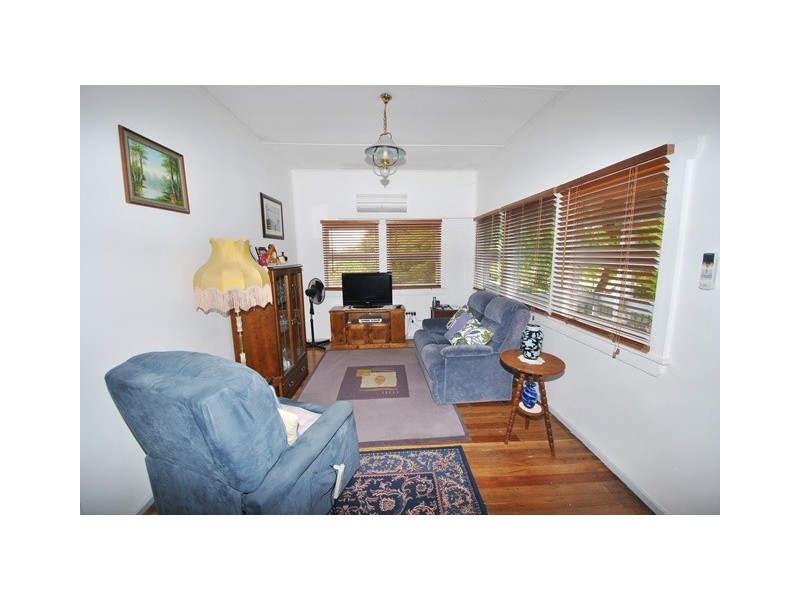 12 Karowa Street, Bomaderry NSW 2541