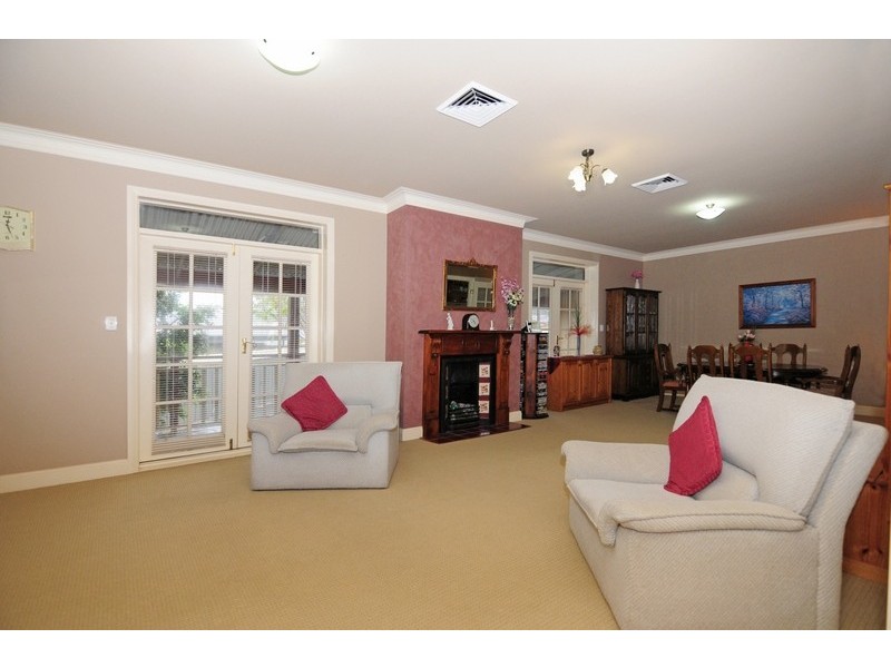 40 Turvey Crescent, St Georges Basin NSW 2540
