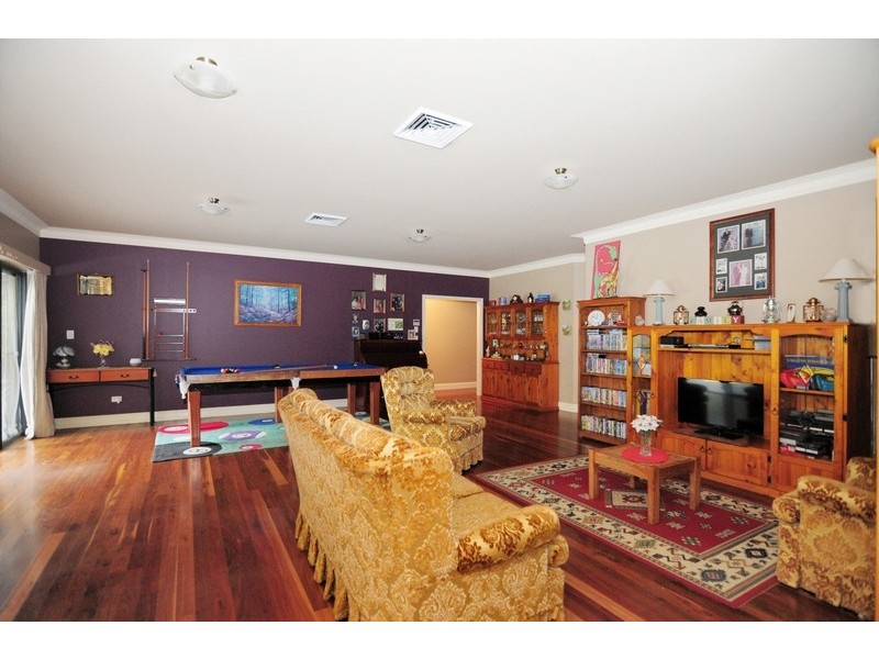 40 Turvey Crescent, St Georges Basin NSW 2540