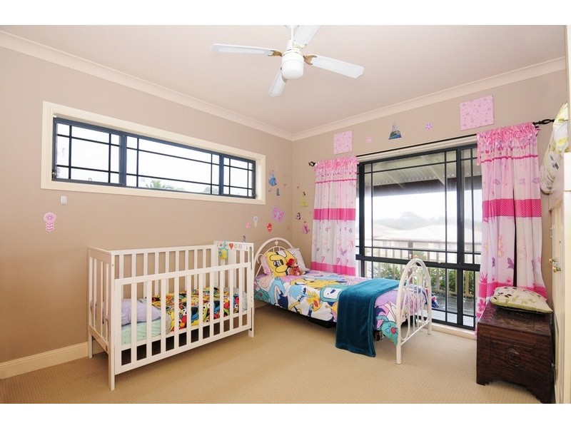 40 Turvey Crescent, St Georges Basin NSW 2540