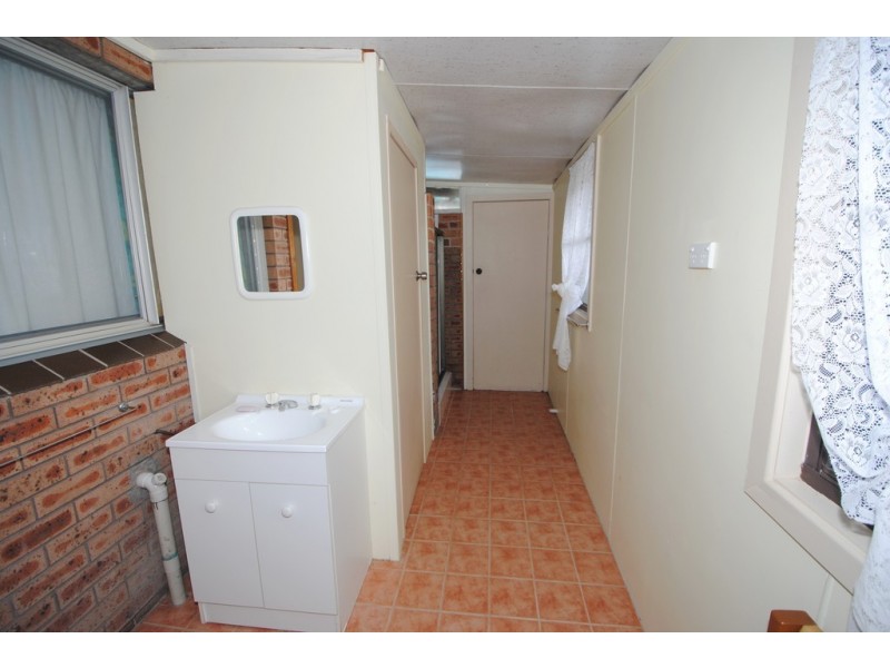 142 Jacobs Drive, Sussex Inlet NSW 2540