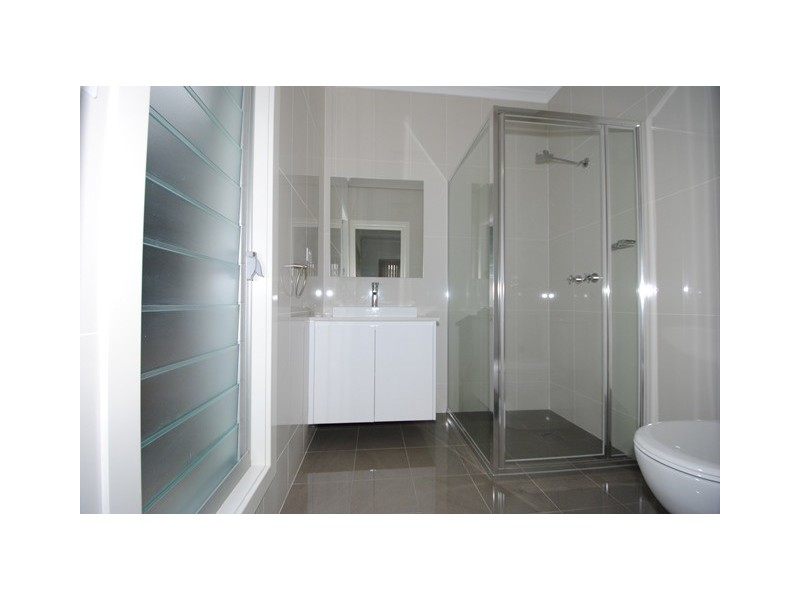 4 Trawler Street, Vincentia NSW 2540