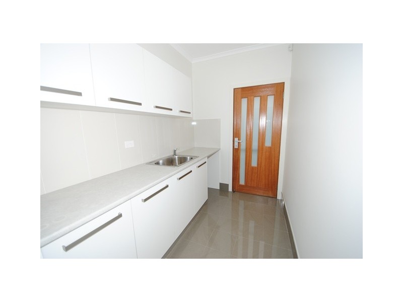 4 Trawler Street, Vincentia NSW 2540