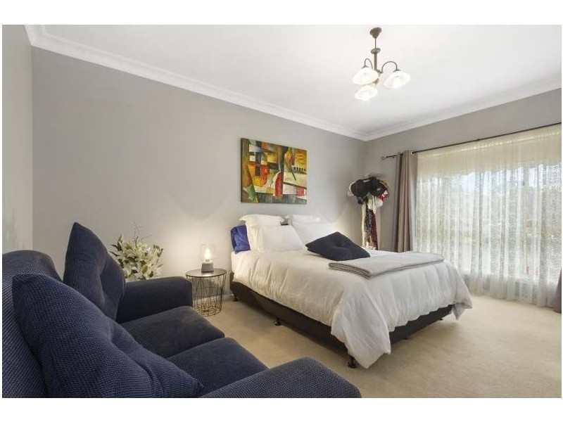 13 Finch Place, Sussex Inlet NSW 2540