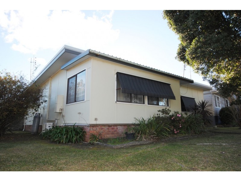 39 River Road, Sussex Inlet NSW 2540