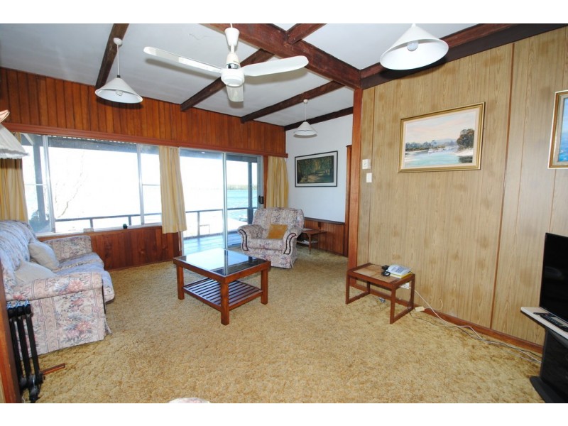 36 Basin View Parade, Basin View NSW 2540