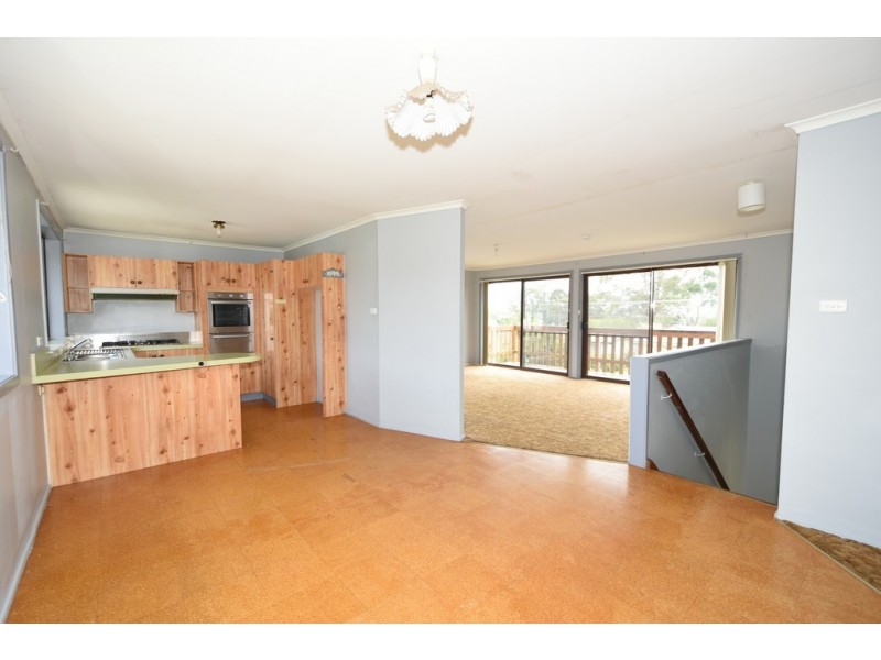 17 Tradewinds Avenue, Sussex Inlet NSW 2540