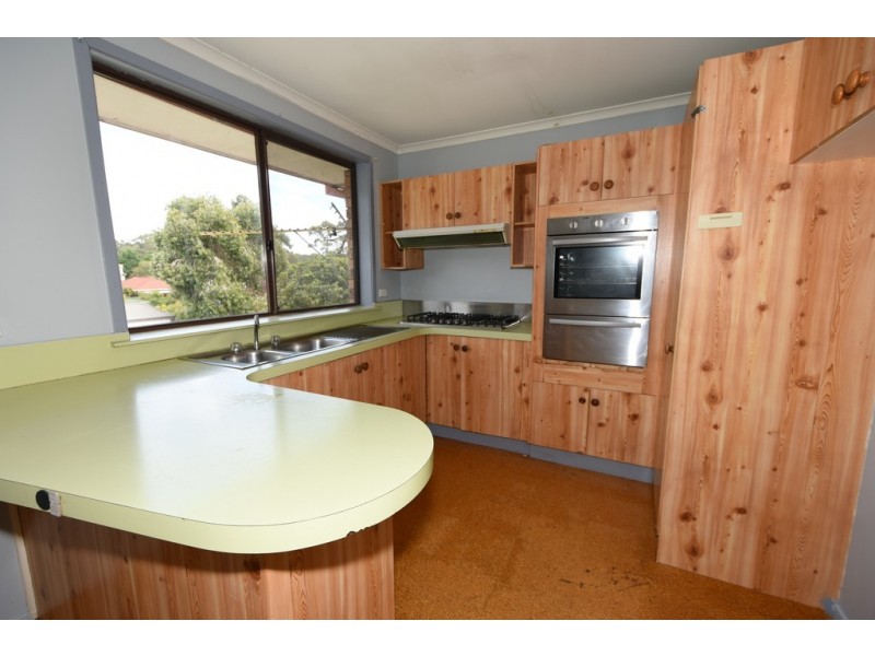17 Tradewinds Avenue, Sussex Inlet NSW 2540