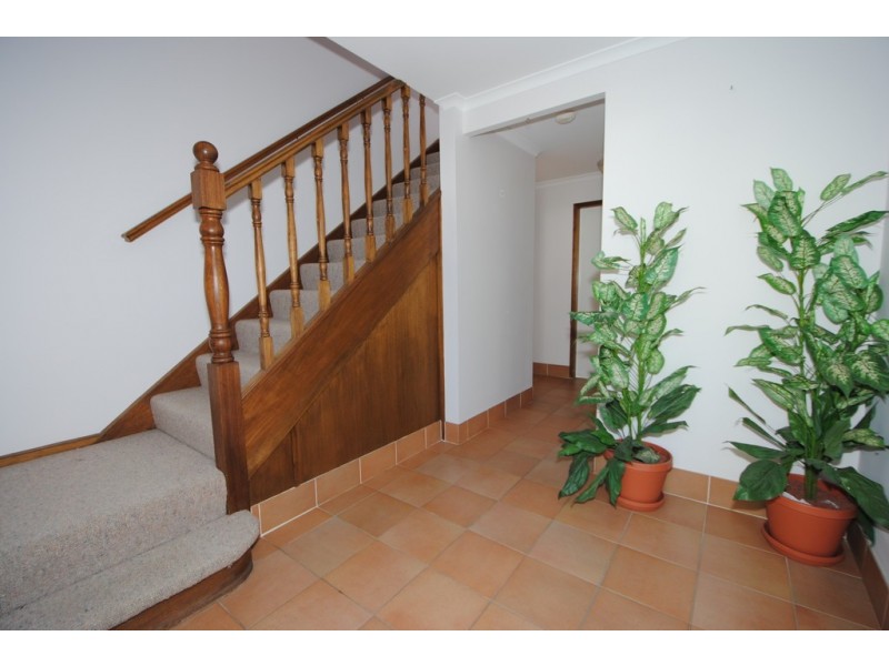 70 Suncrest Avenue, Sussex Inlet NSW 2540